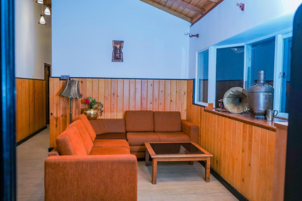 Blue Moon Residency Ξενοδοχείο Νουβάρα Ελίγια Εξωτερικό φωτογραφία