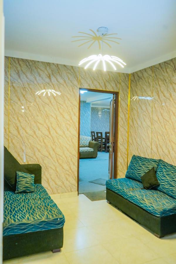 Blue Moon Residency Ξενοδοχείο Νουβάρα Ελίγια Εξωτερικό φωτογραφία