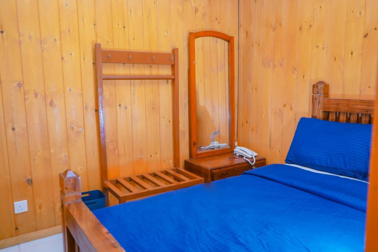 Blue Moon Residency Ξενοδοχείο Νουβάρα Ελίγια Εξωτερικό φωτογραφία